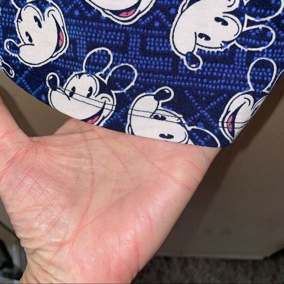 LULAROE DISNEY MICKEY Sloan Mouse 3/4 red sleeve/blue background sz M EUC - Picture 7 of 7